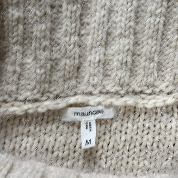 EUC Maurice’s angora-type cream cable knit sweater, medium. Gorgeous!! - Picture 3 of 4